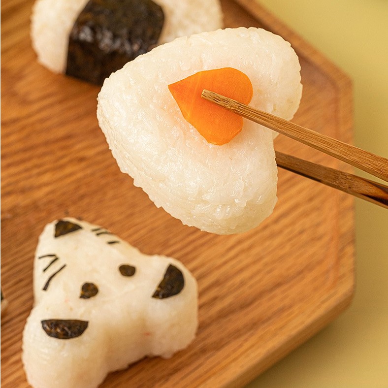 Khuôn Làm Cơm Cho Bé Ăn Dặm, Khuôn Cơm Nắm Bento Tạo Hình cơm bánh xinh xắn, an toàn, tiện dụng