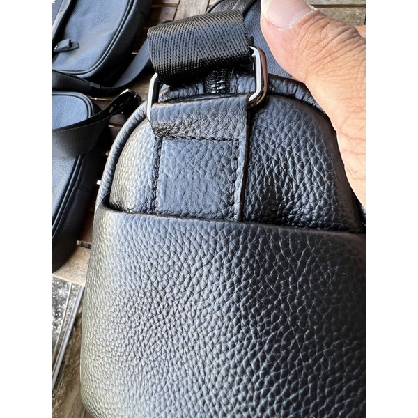 Túi đeo chéo Montblanc da bò