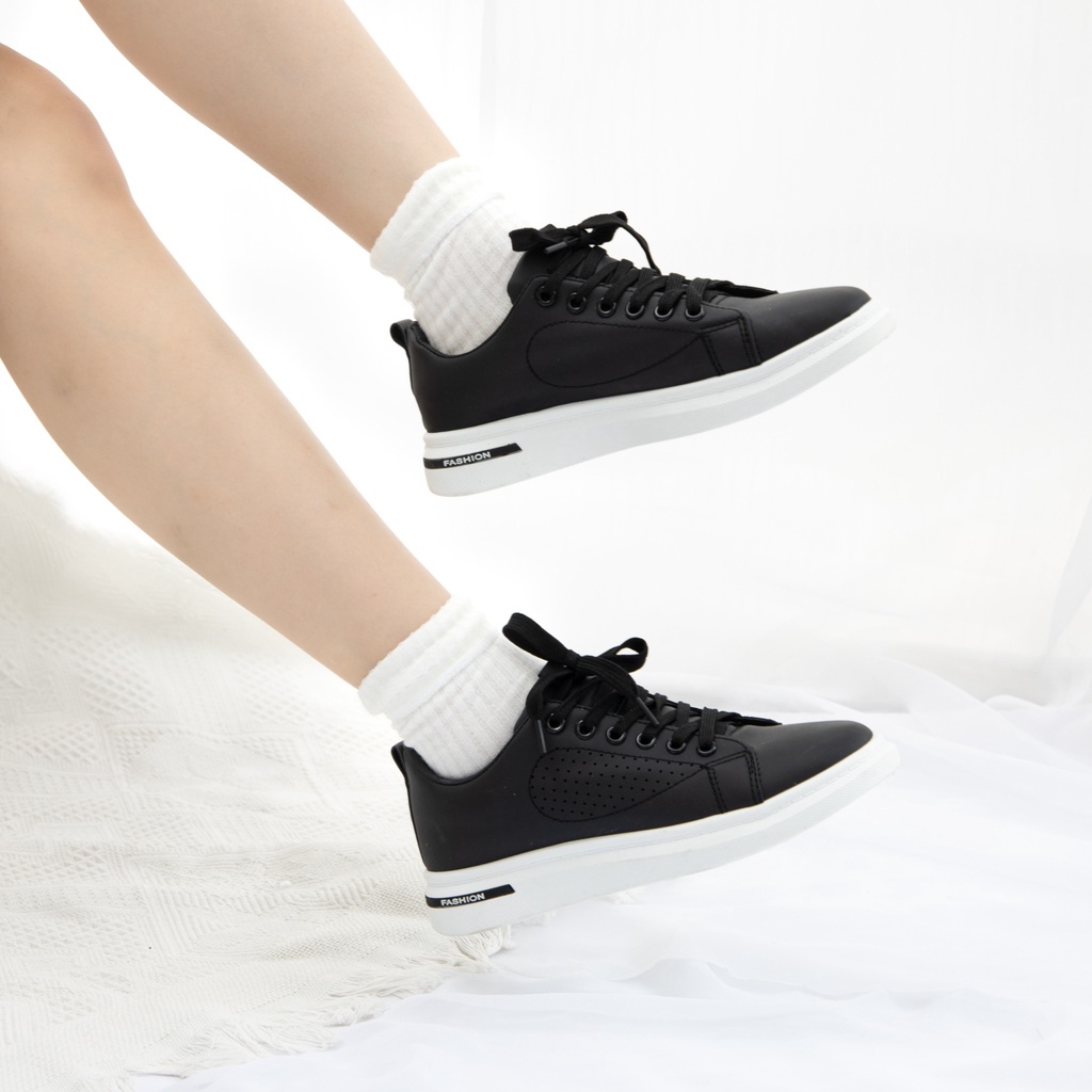 Giày MWC 0594 - Giày Thể Thao Nữ Da Đế Bằng, Giày Sneaker Nữ Basic Năng Động Thời Trang