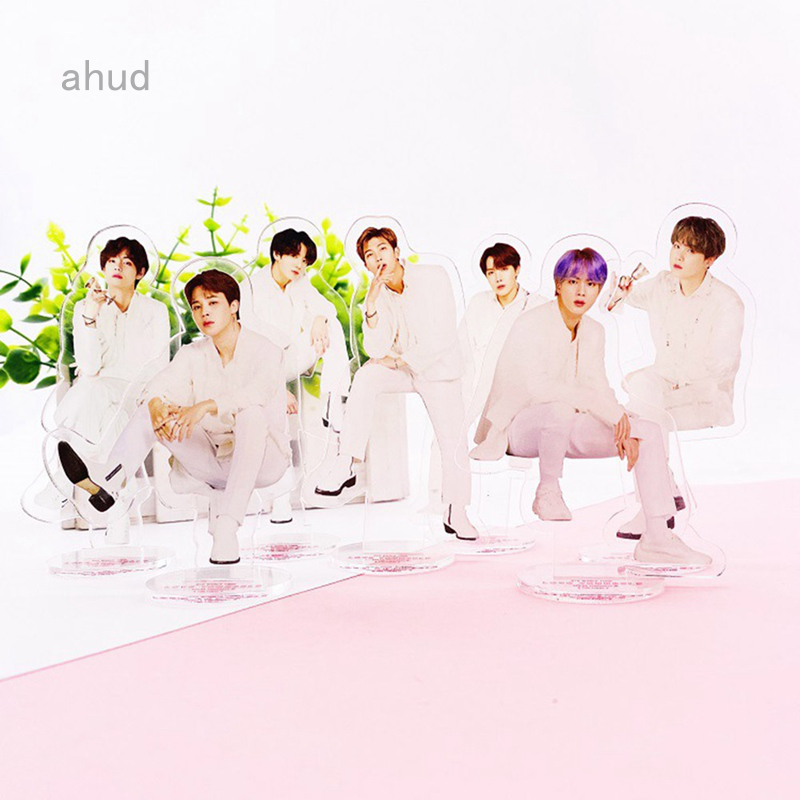 Mô hình các thành viên nhóm đứng k-pop dễ thương