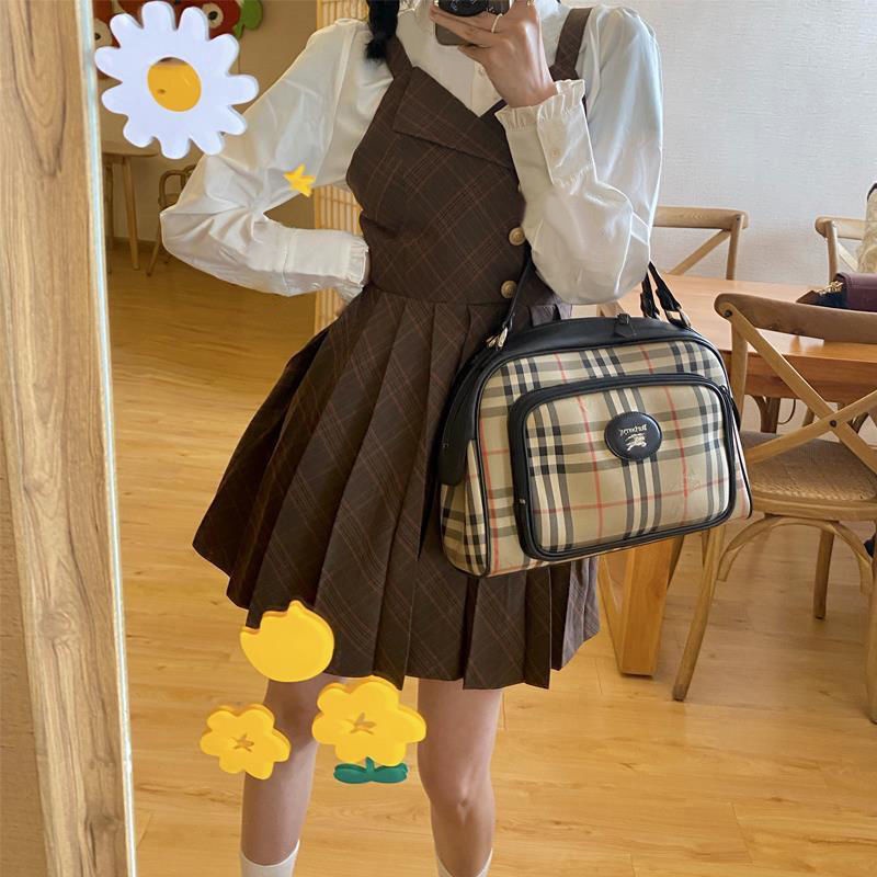 Bộ Áo Sơ Mi + Đầm Hai Dây Xếp Ly Kẻ Sọc Kiểu Pháp Thời Trang Xuân Thu Mới Cho Nữ 2021