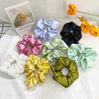 Scrunchies, chun cột tóc phi bóng đủ màu