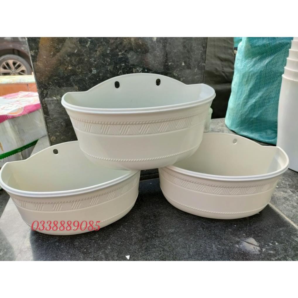 chậu nhựa thông minh áp tường bán nguyệt họa tiết chữ V in nổi siêu xinh ạ.
