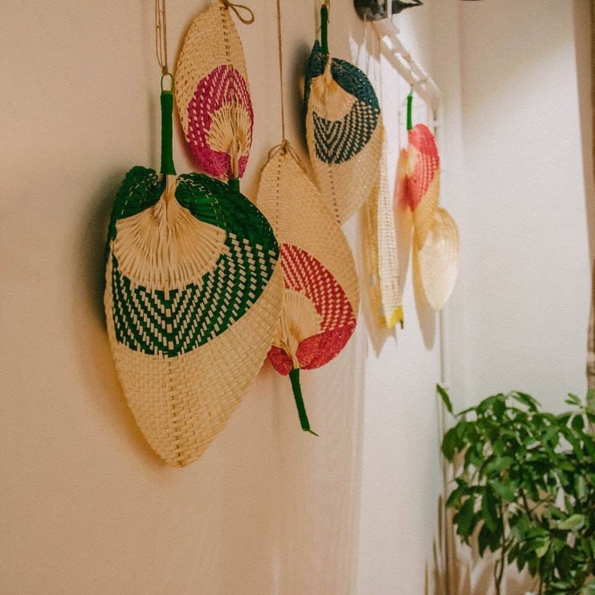 Quạt lá  trang trí, decor tường
