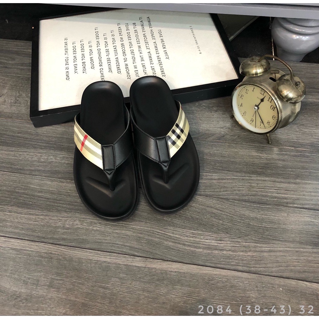 Dép Xỏ Ngón Nam, Dép Kẹp Nam Logo Thương Hiệu Màu Đen Đế Cao Su Chống Trượt Cực Bền - AKEY SHOP- 2086