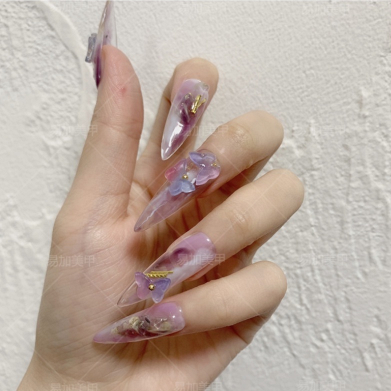 Bướm Pha Lê Đính Móng Cầu Vòng