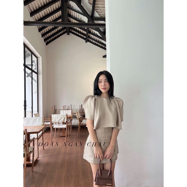 Set áo croptop tay phồng + Chân váy