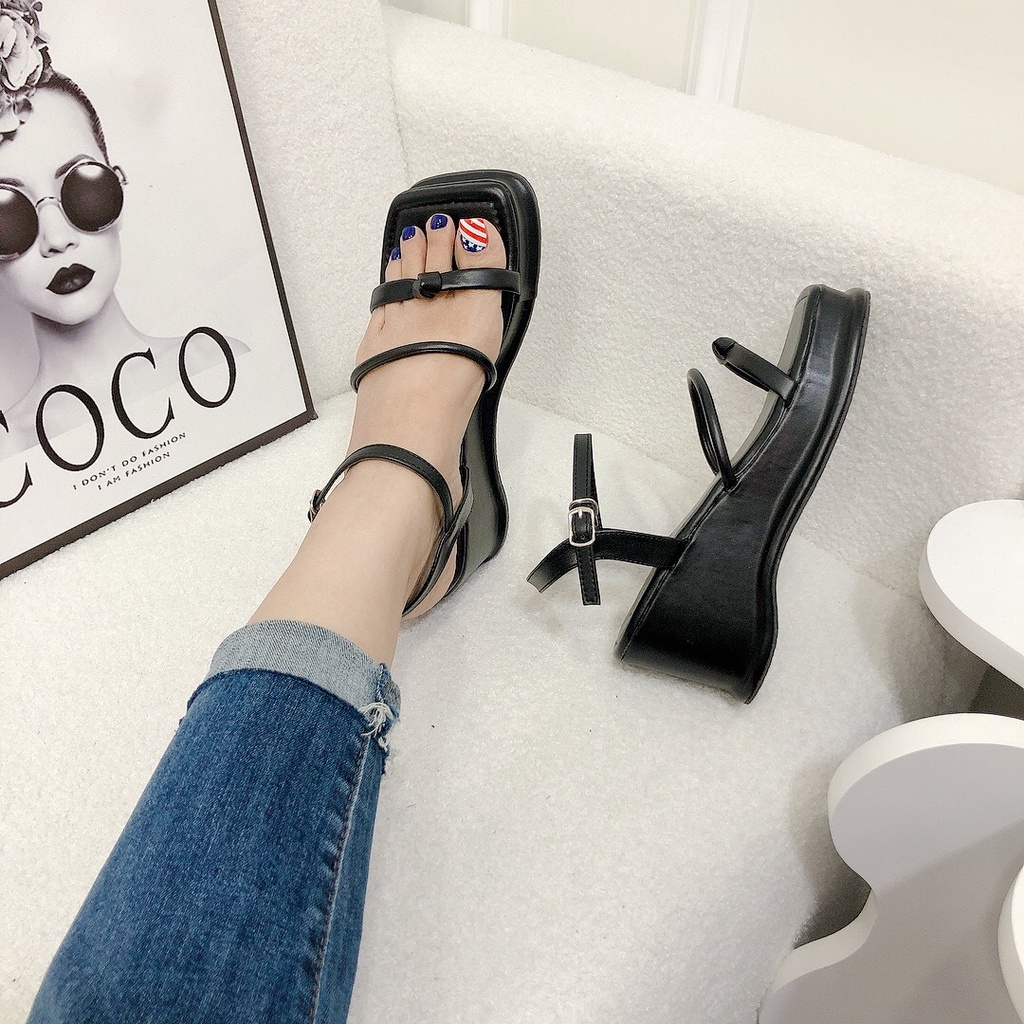Sandal Đế Xuồng 7p Đế Mút Bọc Da 2 Màu Đen Trắng Chất Nhẹ Mang Cực Xinh - Giày Xuồng Đế Bánh Mì Chị Chảnh Store