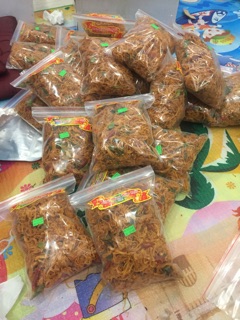 Combo sỉ 8kg khô gà lá chanh