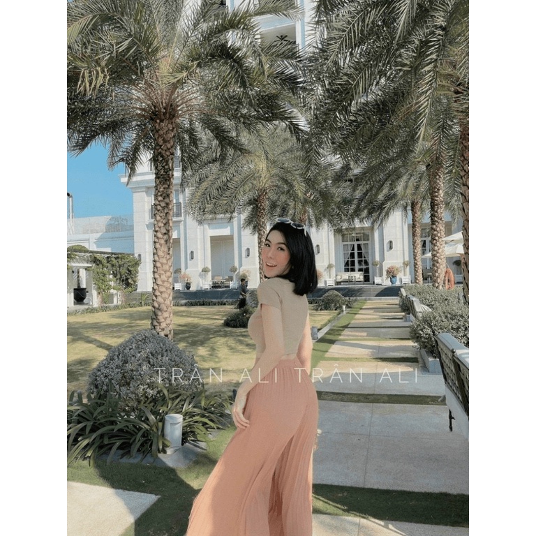 SÉT BỘ LỤA DẬP LY NỮ DÁNG ÁO CROPTOP KHOE EO THON DÁNG XINH