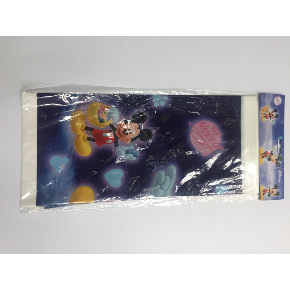 khăn trải bàn chủ đề Mickey