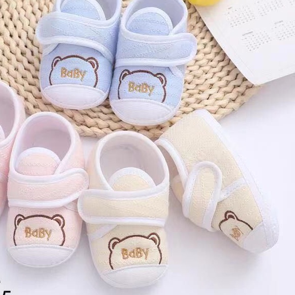 Giày vải tập đi cho bé