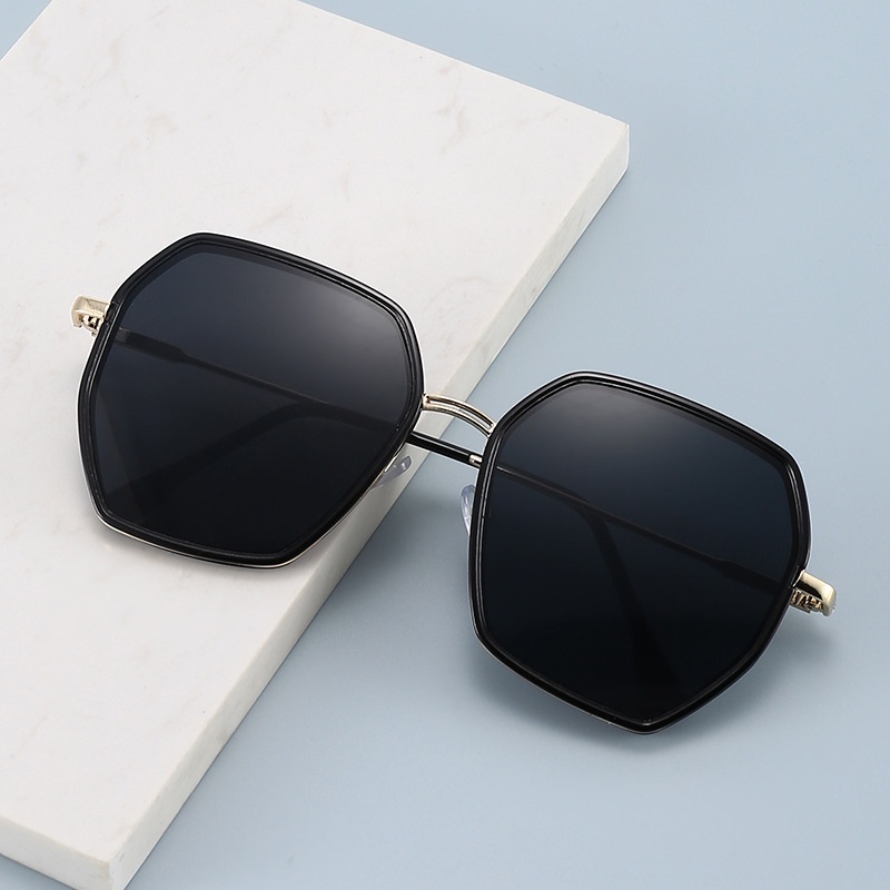 Kính Mát Thời Trang Hàn Quốc 2022 Gọng Lớn Tròng Đa Giác Màu Gradient Cá Tính Cho Nữ