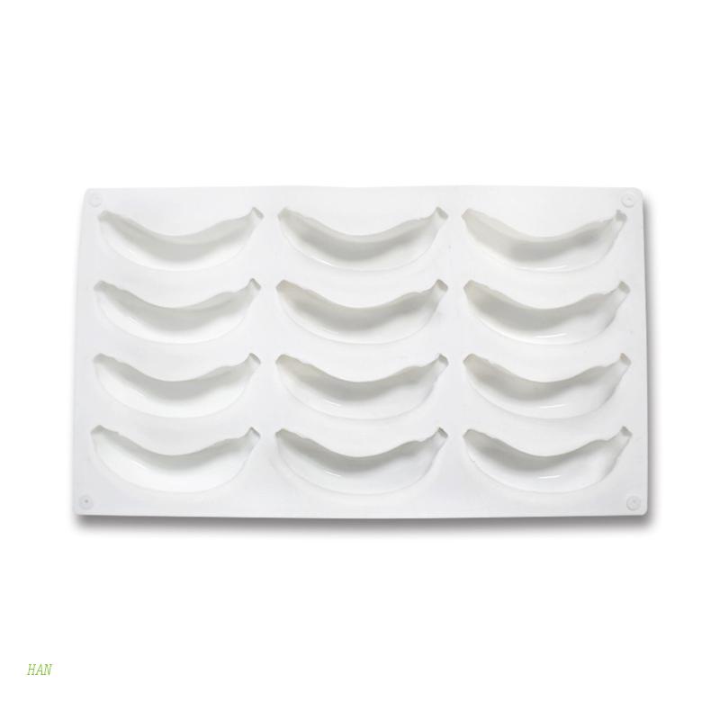 Khuôn Silicone 12 Ngăn Tạo Hình Quả Chuối 3D Chuyên Dụng Cho Làm Bánh Mousse