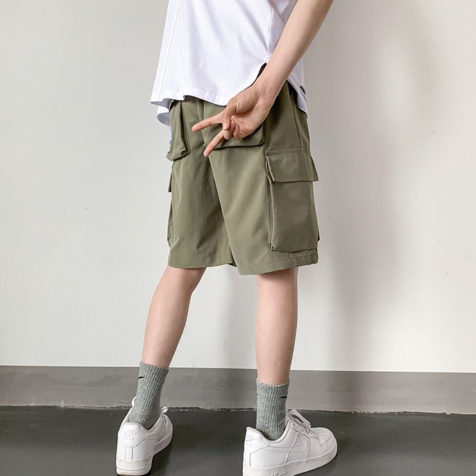 Quần đùi ống rộng phối túi năng động thời trang cho nam