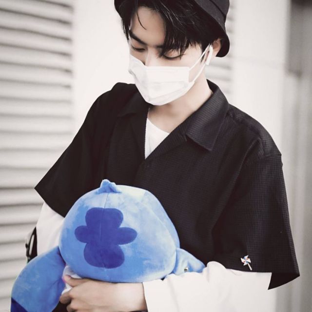 Gấu bông Stich màu xanh
