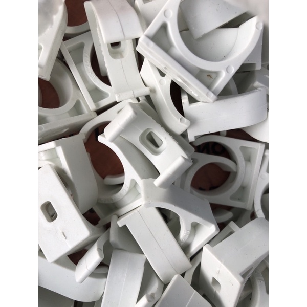 Kẹp đỡ ống điện 16,20,25,32