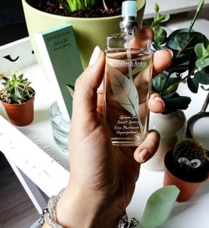 Nước hoa Elizabeth Arden