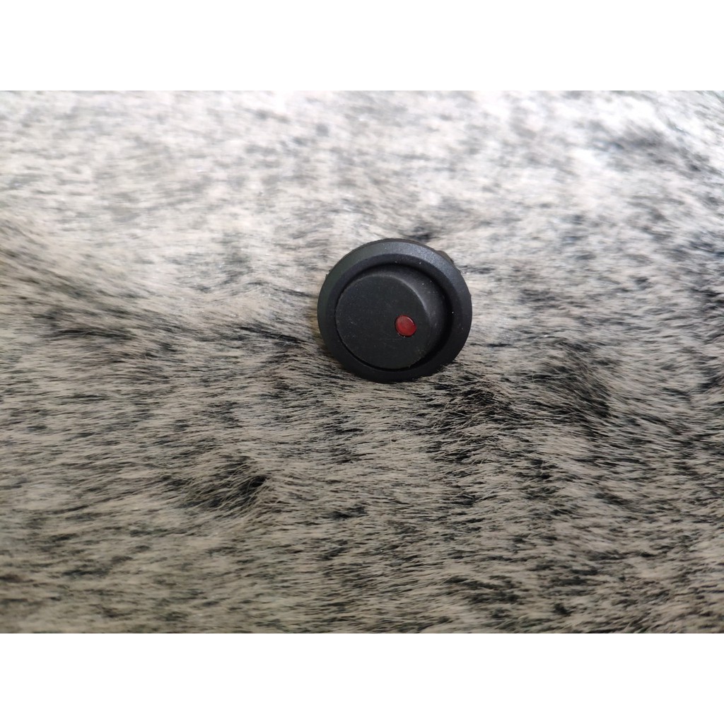 Công tắc đen có đèn led màu đỏ