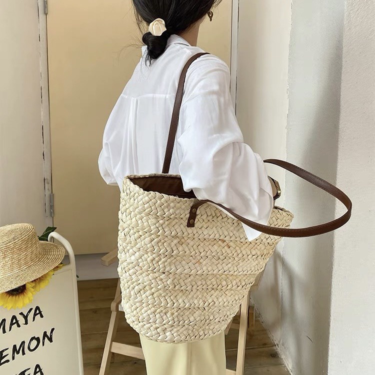 Túi Xách Cói Tote Đeo Vai Cocoqueen Cỡ Lớn Hình Thang Vintage Dây Da