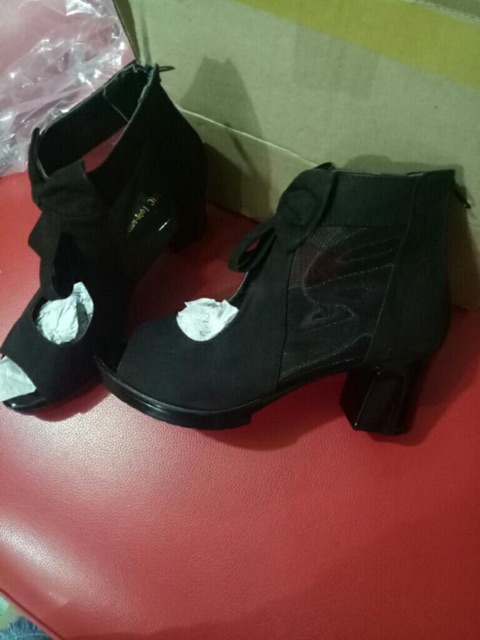 Giày gót vuông cổ cao phối lưới siêu nhẹ êm chân thoải mái