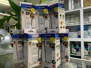 Nhiệt kế điện tử Microlife FR1MF1  hàng chính hãng bảo hành 24 tháng