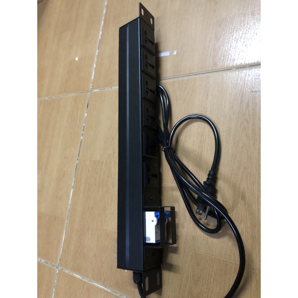 Thanh Nguồn PDU 6 cổng đa năng 1U
