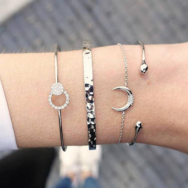Set 4 Vòng Tay Hợp Kim Đính Đá Nhân Tạo Thời Trang Cho Nữ