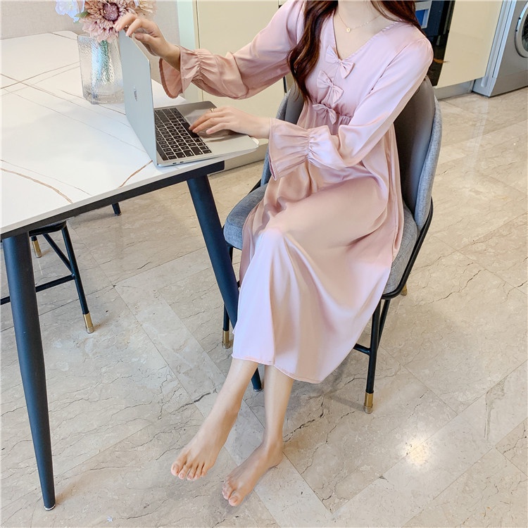 Đầm Ngủ Tay Dài Dáng Rộng Phối Ren In Họa Tiết Bươm Bướm Thời Trang 2022 Mới Cho Nữ