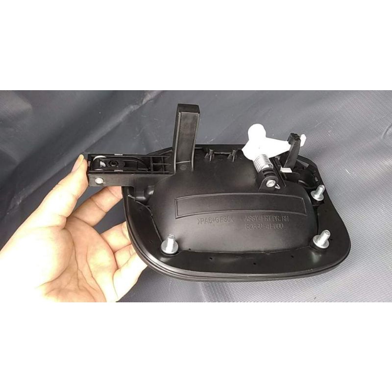 Tay mở cửa ngoài xe tải bongo 3 k250