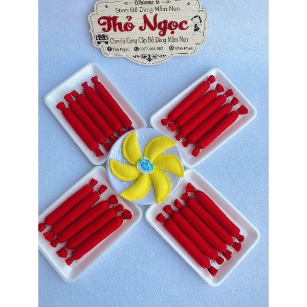 Món ăn bằng nỉ- 1 khay xúc xích- Đồ dùng mầm non bằng nỉ- Đồ chơi bằng vải nỉ