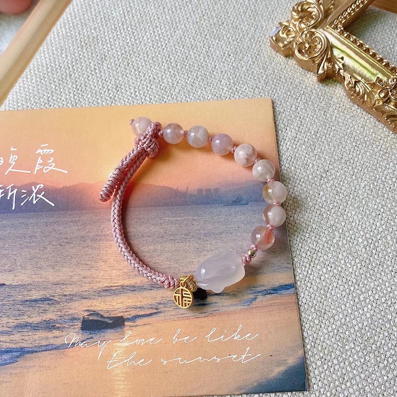 [Hàng Mới] Vòng Tay Dây Bện Mặt Hình Thỏ Trắng