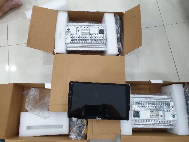 Màn hình dvd android OLED C2 , tặng camera lùi AHD + camera hành trình | BigBuy360 - bigbuy360.vn