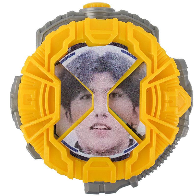 ☍Tik tok Đồ Chơi Gương Cưỡi Ngựa kamen kwon chonghuang dx Đẹp Mắt