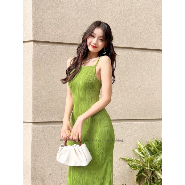 ĐẦM THUN BODY CỔ YẾM