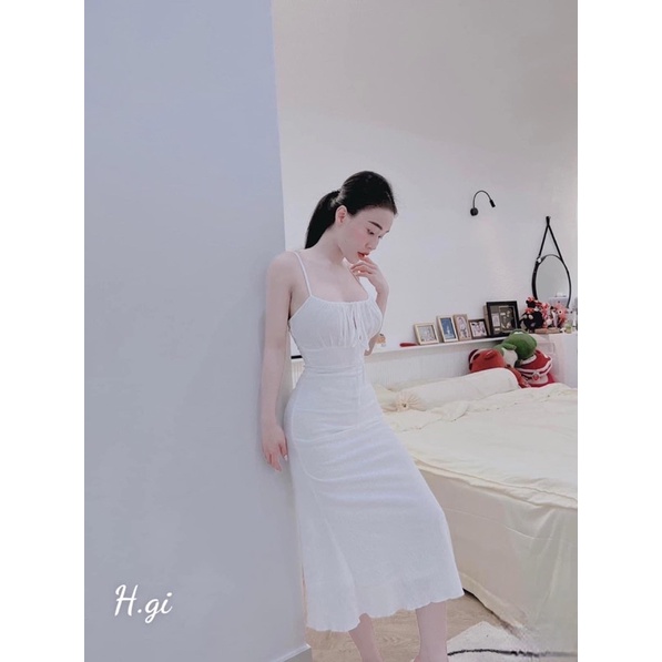 Đầm body maxi🤍