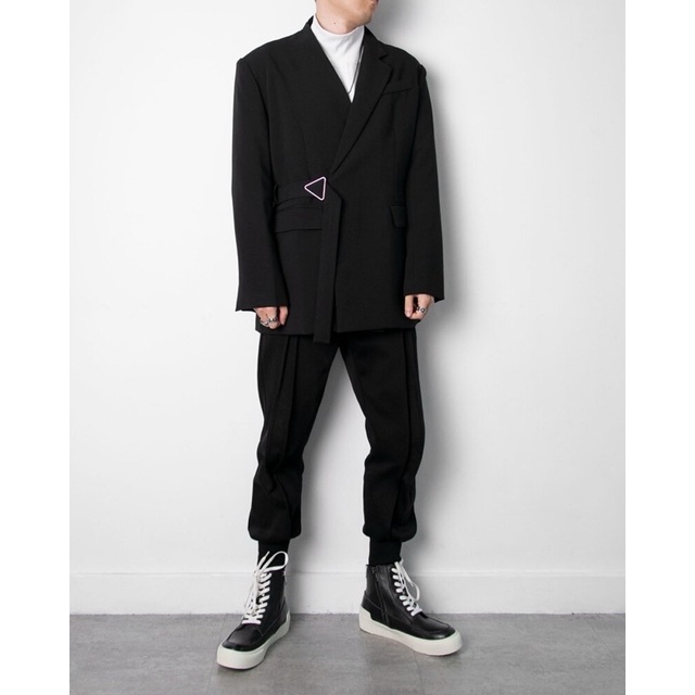 ÁO KHOÁC BlAZER NAM NỮ-Áo Khoác Vest T-A-N thời trang unisex phong cách Hàn Quốc AV023 dễ phối đồ màu đen | BigBuy360 - bigbuy360.vn