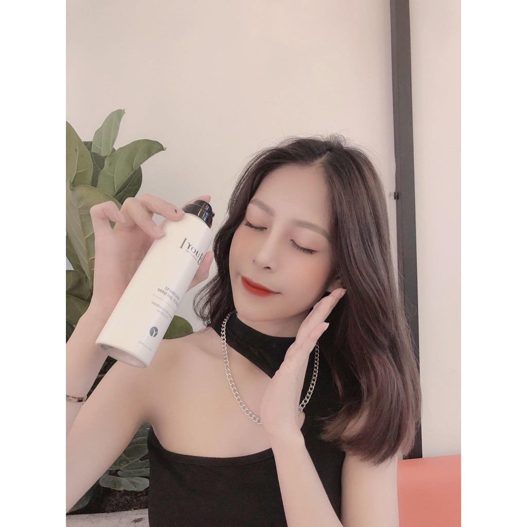 Toner Xịt Khoáng Dưỡng Ẩm, Làm Dịu Mát, Sáng Da IyouB Sparking Mineral Toner 160ml | BigBuy360 - bigbuy360.vn