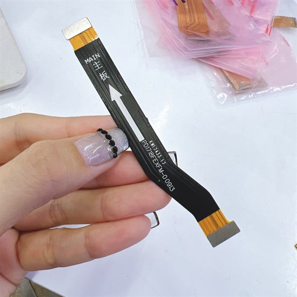 Cáp nối main sạc Vivo V7 / Y75