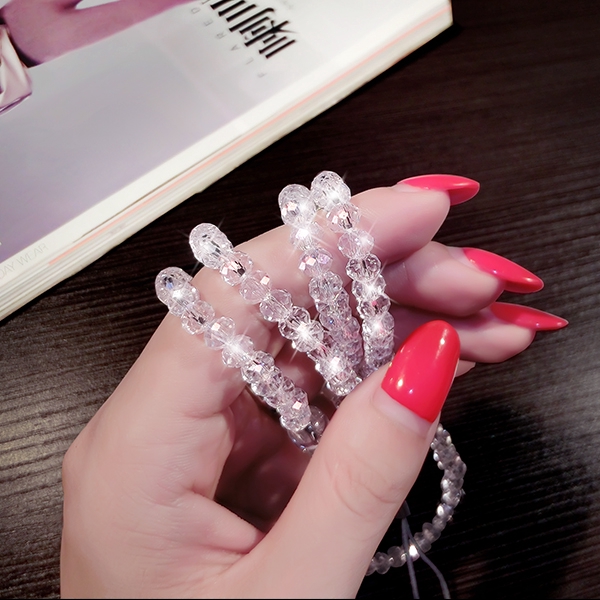 Dây đeo điện thoại bằng đá pha lê thời trang
