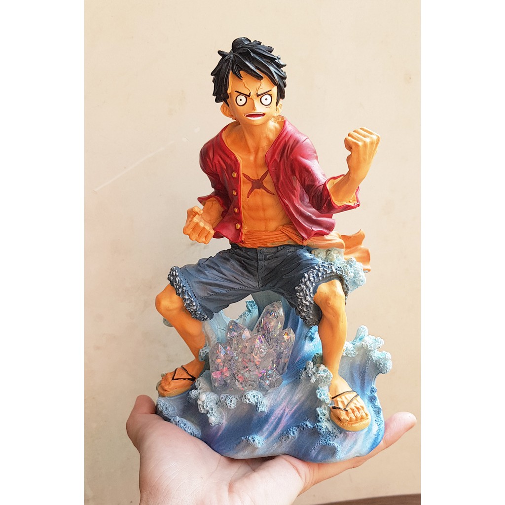 Mô hình Monkey D. Luffy - One Piece - áo đỏ đứng tấn