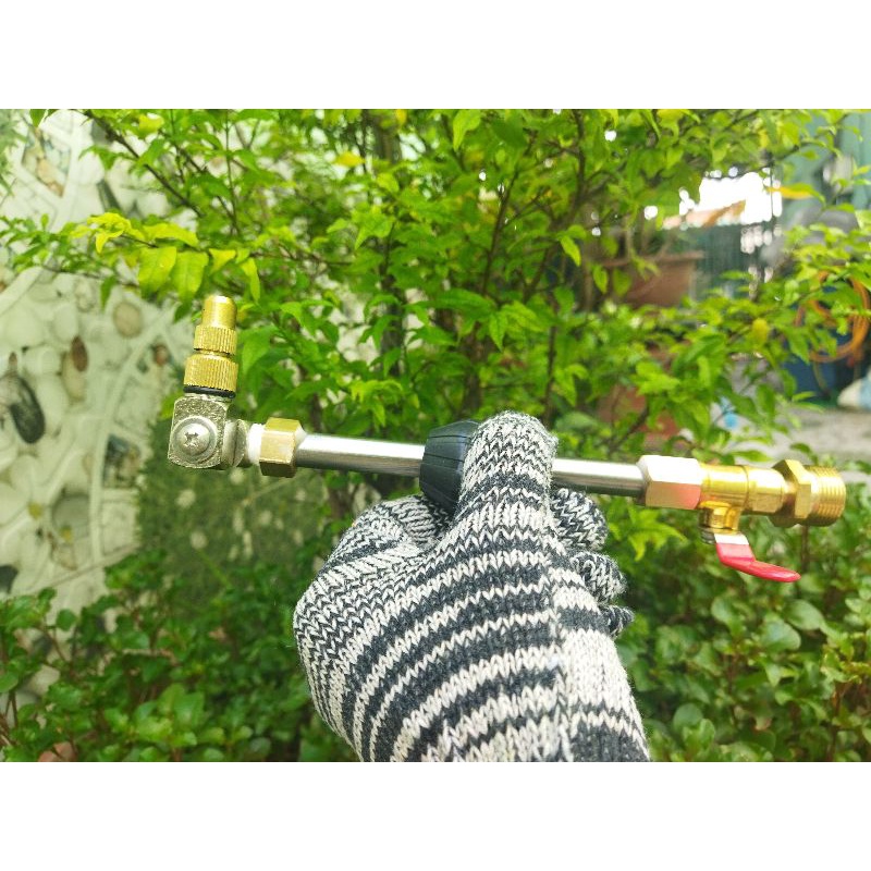 Bộ béc xịt rửa xe , vệ sinh máy lạnh xoay 360 dài 40cm.