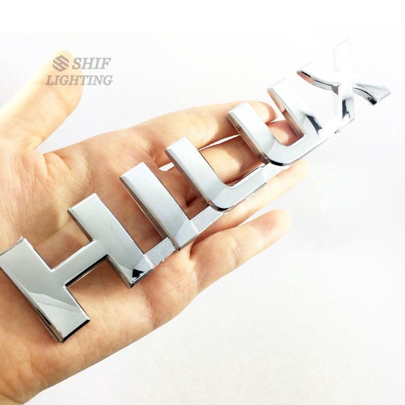 Logo HILUX bằng ABS dùng trang trí độc đáo