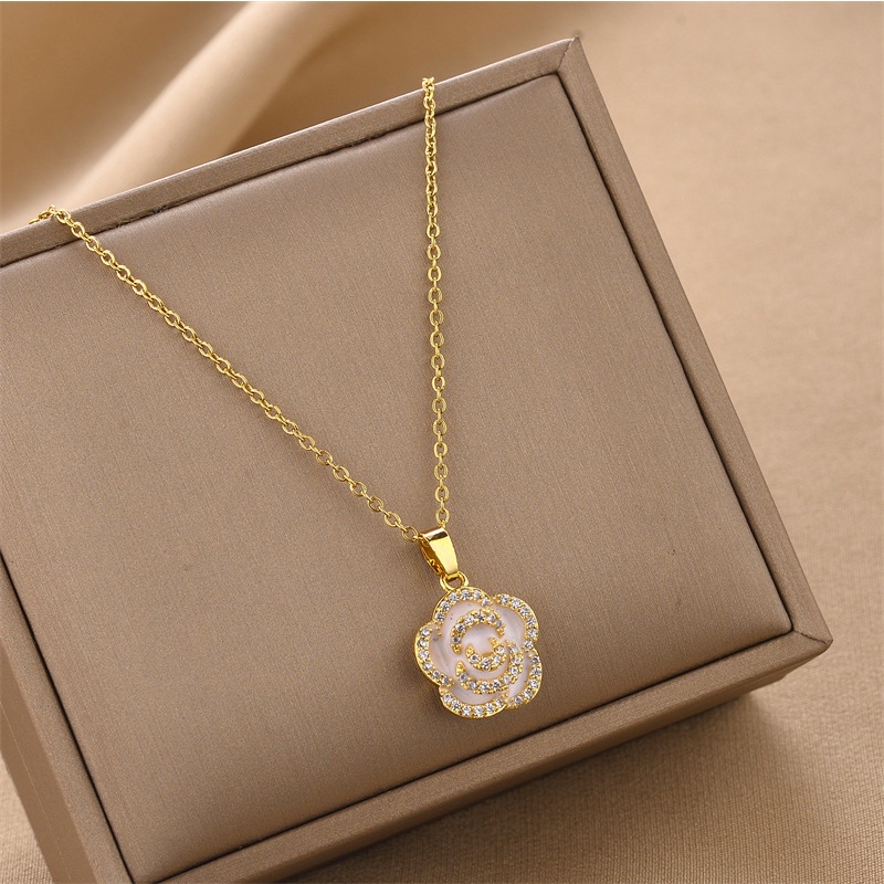 Vòng cổ Thép Titan Nhẹ Thiết Kế Hình Mắt Quỷ Hoa Trà Phong Cách Hàn Quốc Sang Trọng Thời Trang Cho Nữ