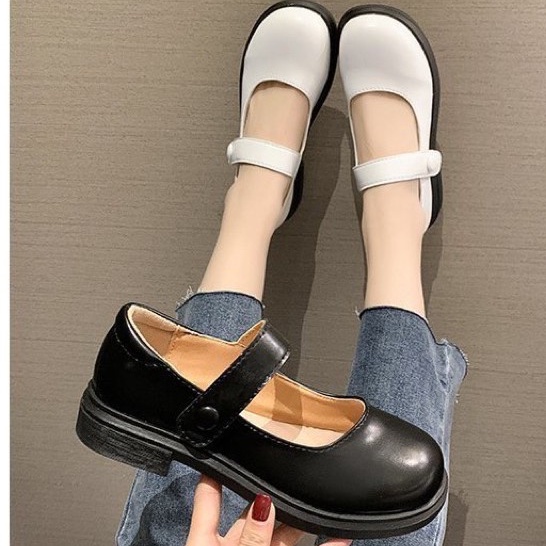 Giày ulzzang mary jane KHUY TRÒN 2 màu đen trắng