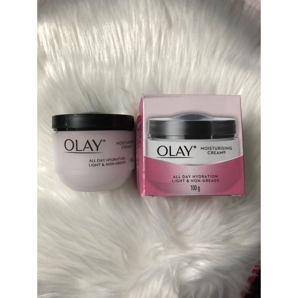 Kem dưỡng ẩm Olay Moisturising Cream Sensitive Skin 100g