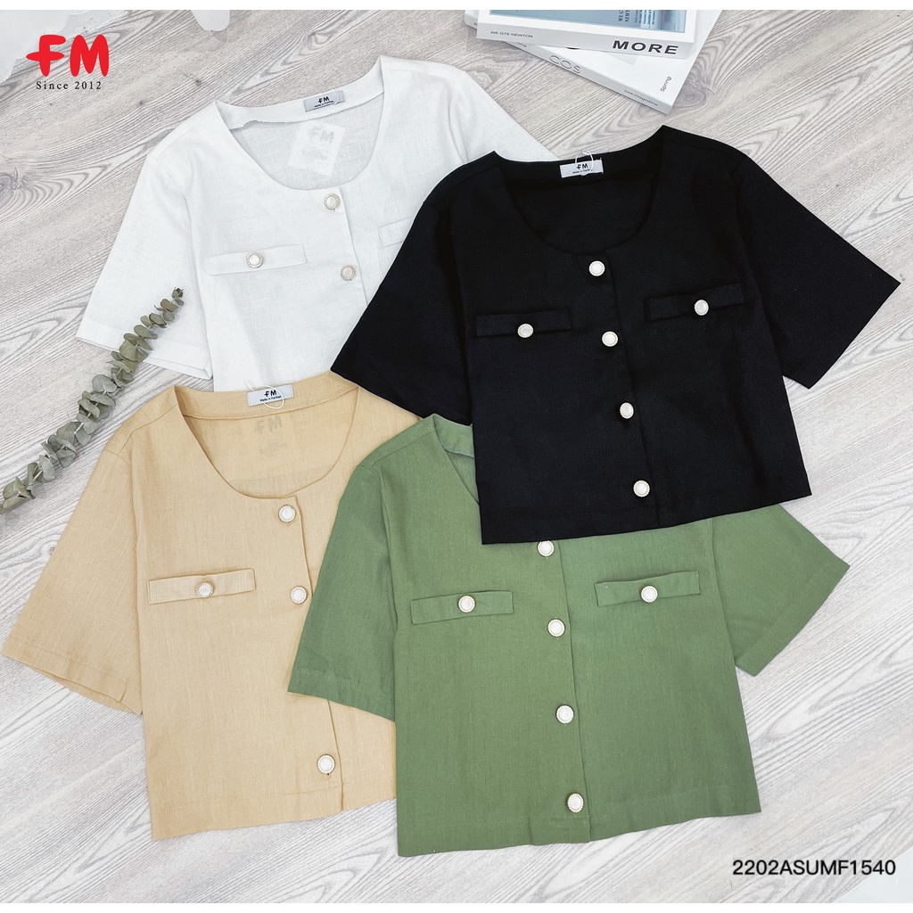 Áo kiểu cổ tròn gài nút phối nút ngọc tay ngắn nữ FM Style dáng crop thời trang thanh lịch 220215418