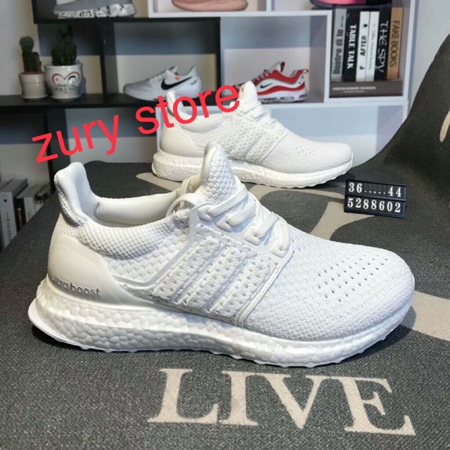 ultra boost 5.0 white