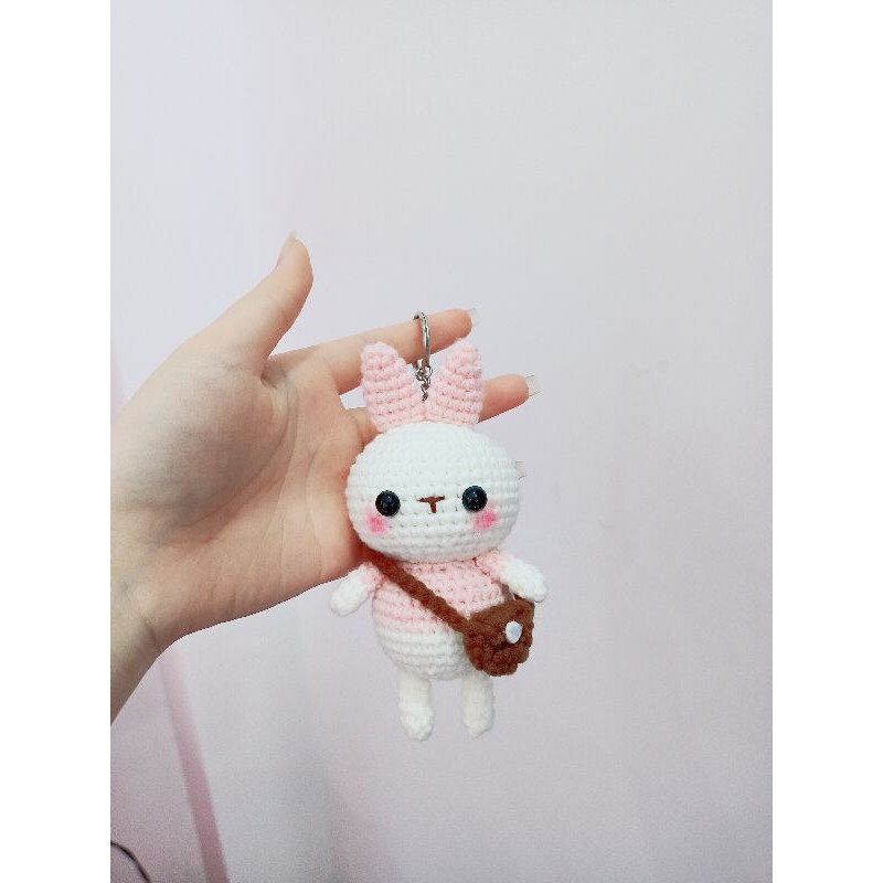 Móc khóa len thỏ hồng đeo túi siêu 🐰