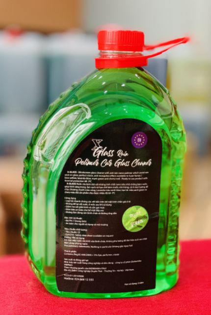 Nước rửa kính ô tô xuất xứ Châu Âu XGLASS hương bạc hà 3.2L